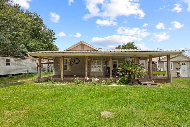 property at 100 6th Ave