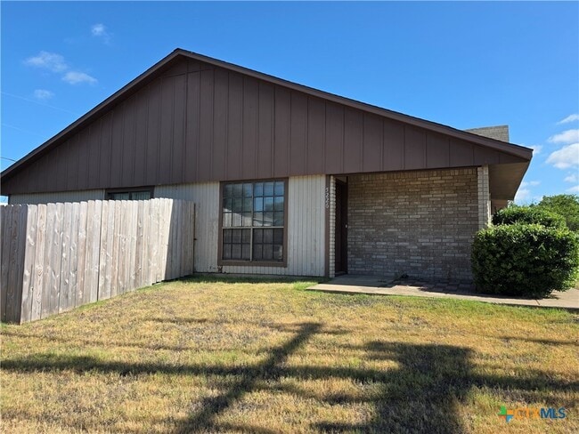 property at 5226 Davy Crockett