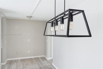 7311 Gary Ave in Miami Beach, FL - Foto de edificio - Building Photo