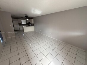 6278 W 22nd Ct in Hialeah, FL - Building Photo - Building Photo