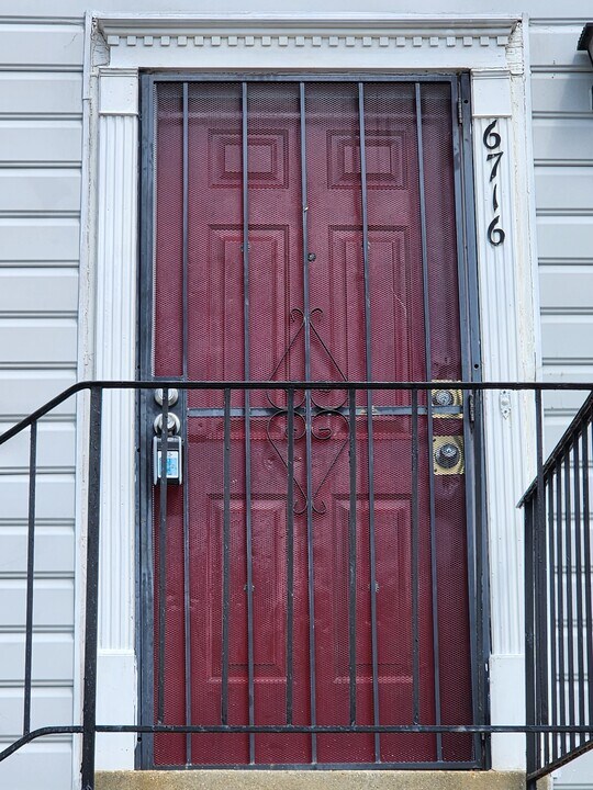 6716 Milltown Ct in District Heights, MD - Building Photo