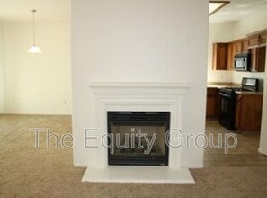 122 N Roeben St in Visalia, CA - Building Photo - Building Photo