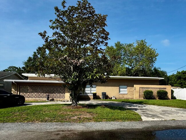 property at 210 N Lakeshore Dr