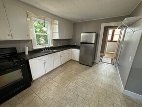 219 1st Ave in Edwardsville, IL - Building Photo - Building Photo