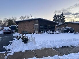 233 Natoma Ave in Addison, IL - Building Photo