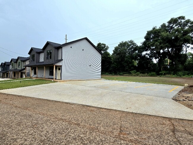 3104 Commerce St in Park Hills, MO - Building Photo - Building Photo
