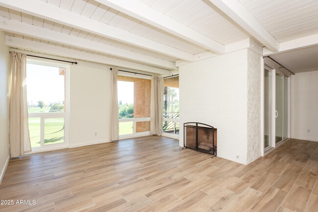 7401 N Scottsdale Rd in Paradise Valley, AZ - Building Photo - Building Photo