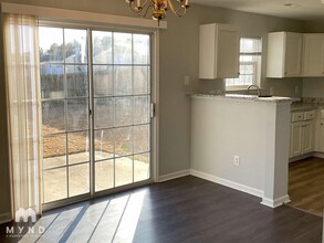 7412 Lowell Ridge Rd in Raleigh, NC - Foto de edificio - Building Photo