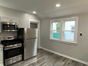 216 Bird Ave in Buffalo, NY - Building Photo - Building Photo