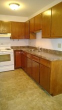 Lamplighter Apartments in Morris, MN - Building Photo - Building Photo