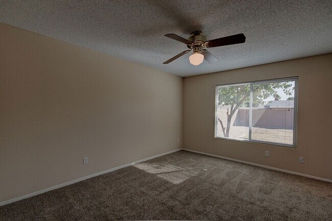 815 W Westchester Ave in Tempe, AZ - Building Photo - Building Photo