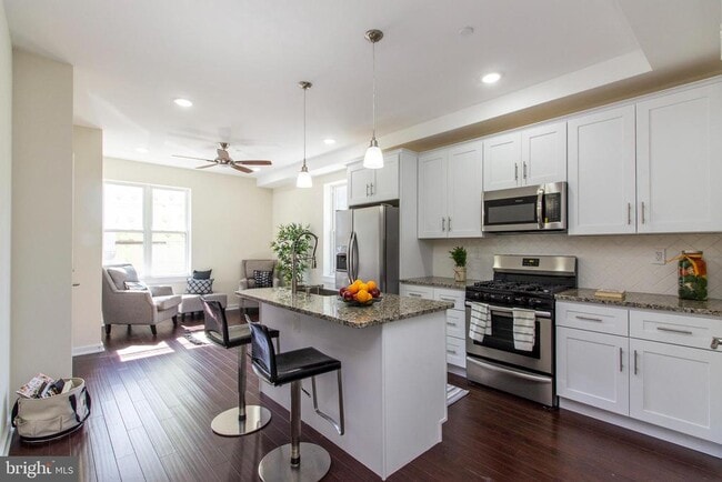 property at 816 N 16th St
