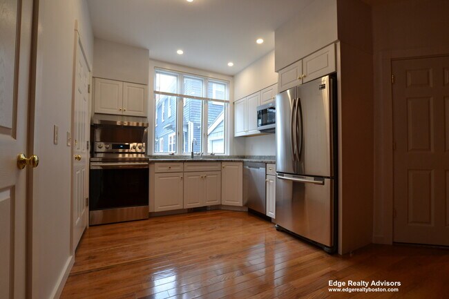 43 Aldie St in Boston, MA - Building Photo - Building Photo