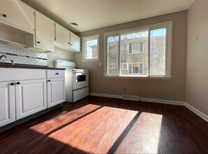 U-Crest & Belvedere Manor Apartments in Buffalo, NY - Building Photo - Interior Photo