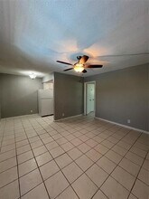 2016 NE 17th Ct in Fort Lauderdale, FL - Foto de edificio - Building Photo