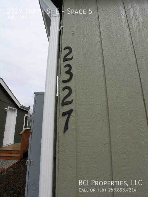 2327 108th St E in Tacoma, WA - Building Photo - Building Photo