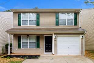 120 Lossie Ln in Mcdonough, GA - Building Photo