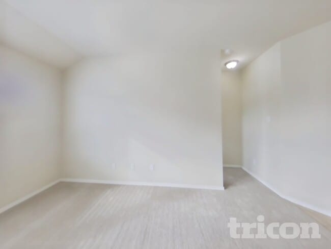 1152 Ibis Falls Loop in Jarrell, TX - Foto de edificio - Building Photo