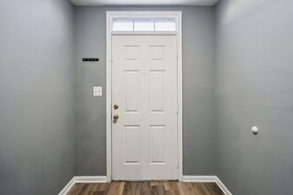 6224 Les Dorson Ln in Alexandria, VA - Building Photo - Building Photo