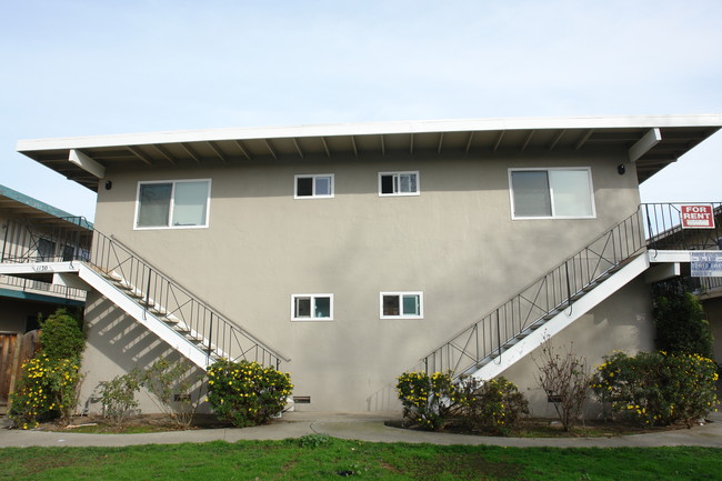 Franklin Apartments in San Jose, CA - Building Photo - Building Photo