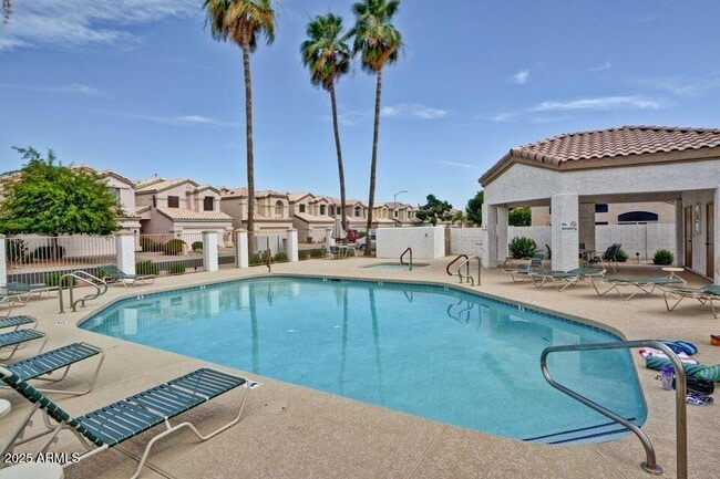 3438 E Rockwood Dr in Phoenix, AZ - Building Photo - Building Photo
