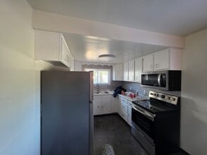 940 W Weiland Ave in Appleton, WI - Building Photo - Building Photo