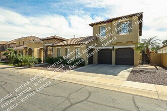 2351 E Azalea Dr in Chandler, AZ - Building Photo - Building Photo