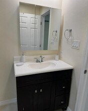 1712 12th Ave W in Bradenton, FL - Building Photo - Building Photo