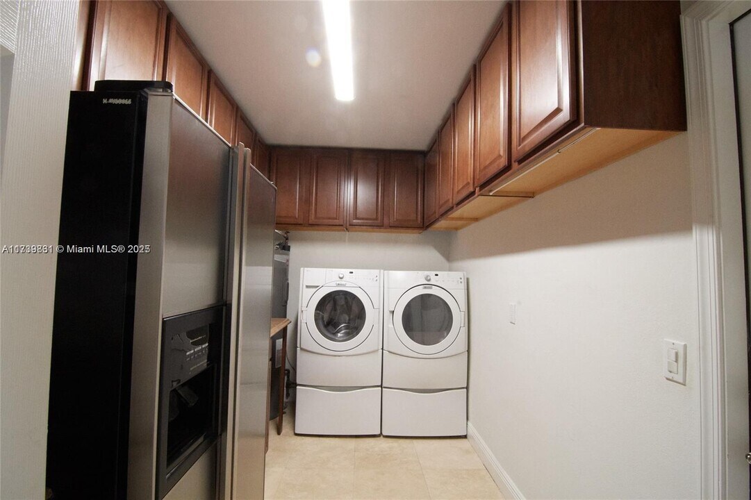 1223 Seminole Dr in Fort Lauderdale, FL - Building Photo