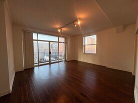 127 Madison Ave in Memphis, TN - Building Photo