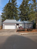 2424 Morning Dove Ct NW in Salem, OR - Building Photo
