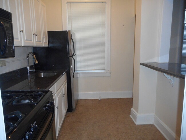 260 E Broad St, Unit 10 in Westfield, NJ - Building Photo - Building Photo