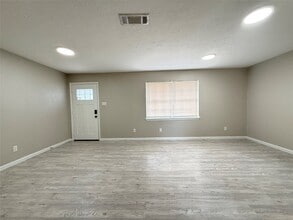 4218 Esther St in Stafford, TX - Building Photo - Building Photo