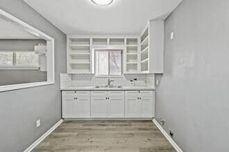 1902 11th St in Galena Park, TX - Building Photo - Building Photo