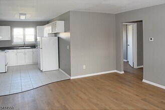 191 N Beverwyck Rd in Parsippany Troy Hills, NJ - Building Photo - Building Photo