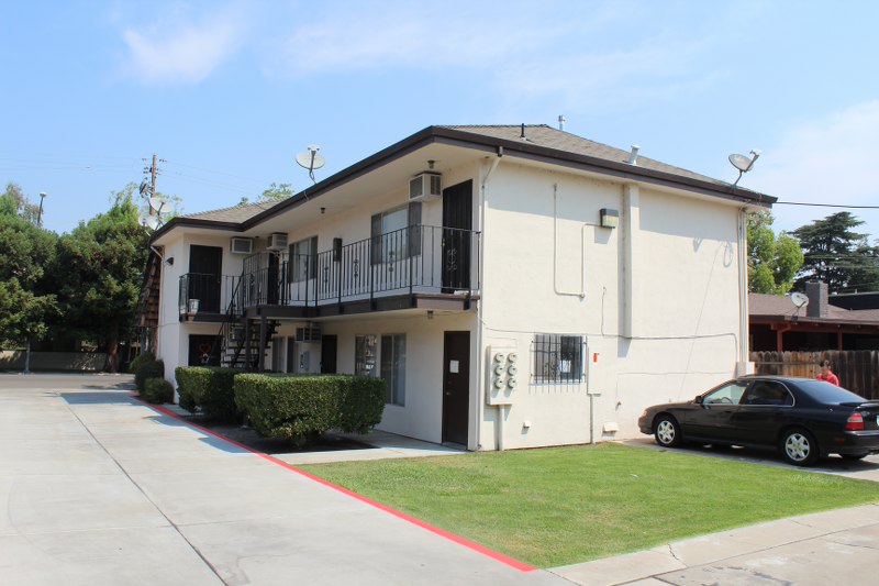 Porter Ave Apartments in Stockton, CA - Building Photo