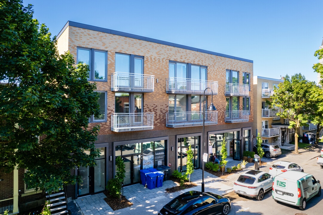 Le Cent Dix in Verdun, QC - Building Photo