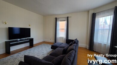 49 Temple St, Unit 1 in Somerville, MA - Building Photo - Building Photo