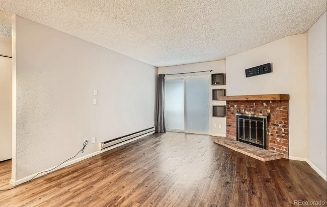 14590 E 2nd Ave in Aurora, CO - Building Photo - Building Photo