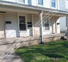 28 Mcreynolds St in Dayton, OH - Building Photo