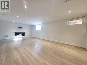 664 Hiawatha Blvd in Hamilton, ON - Building Photo - Building Photo