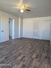 8484 Alameda Ave in El Paso, TX - Building Photo - Building Photo