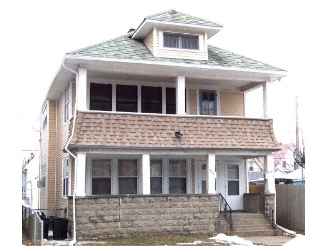 628 Oak St in Toledo, OH - Foto de edificio - Building Photo