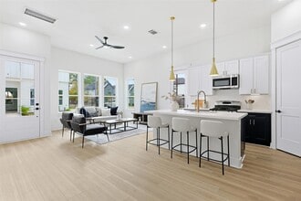 8919 Laverne Shumard Ln in Houston, TX - Building Photo - Building Photo