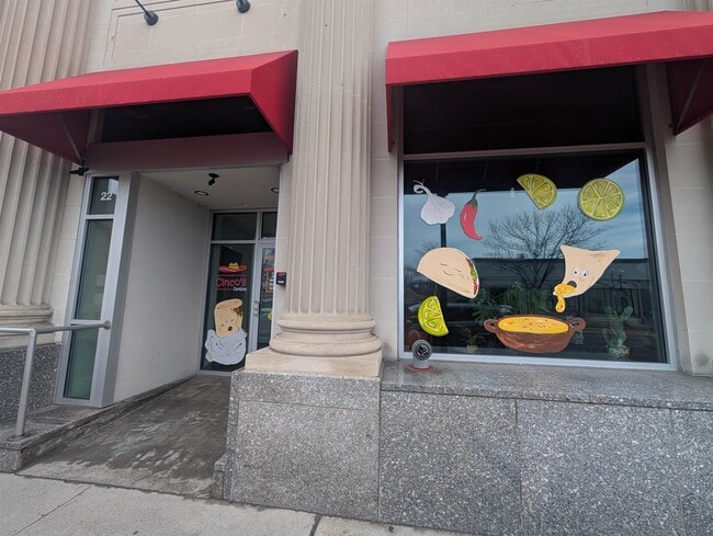 22 S Main St in Rochester, NH - Building Photo - Building Photo