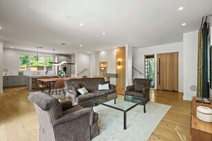 1510 Newton St in Austin, TX - Building Photo