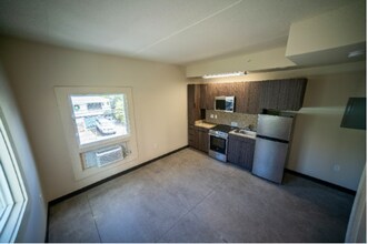 1427 Ernest St in Honolulu, HI - Building Photo - Building Photo