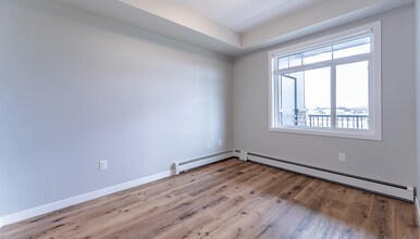The Heartwood in Edmonton, AB - Building Photo - Building Photo