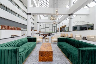 TEAK Living in Houston, TX - Building Photo