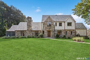 5 Sherwood Ave in Greenwich, CT - Building Photo